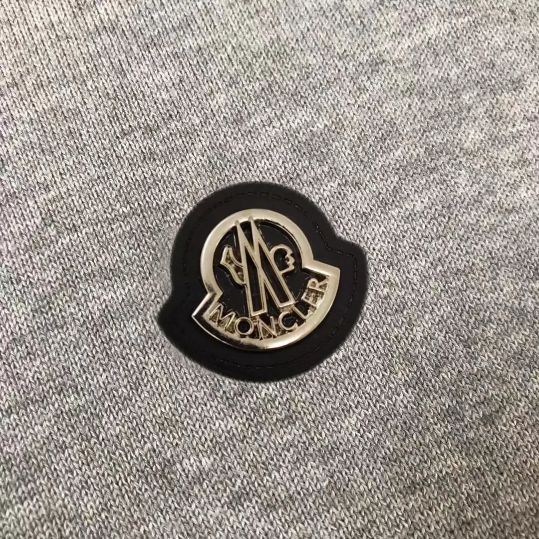 P110，MON*CLER New Arrival ～ Classic 。 ， ， ， ， ， 。 ， logo ， Versatile Hot Sale✨✨ ！ ！ ：Black White Gray Size：M L XL XXL 3XL（ 200 ）
